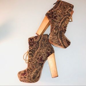 Steve Madden paisley bootie w/ buckle